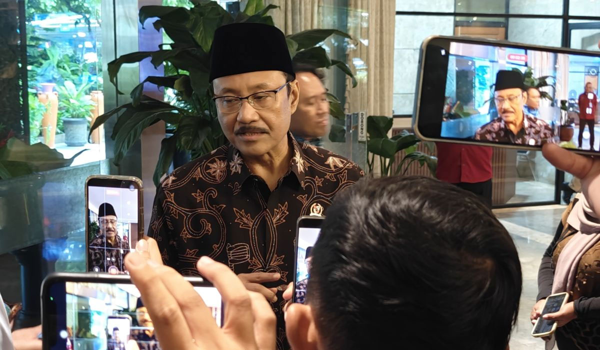 WFH ASN Bukan Liburan! Mensos Tegas: Jangan Keluyuran, Apalagi Pakai Mobil Dinas